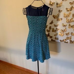 Francesca's mini dress Teal and blue zigzag size Small